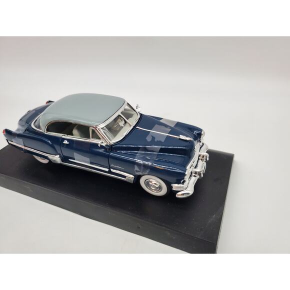 Signature Models -  1949 Cadillac Series 62 Sedan - Picture 3 of 10
